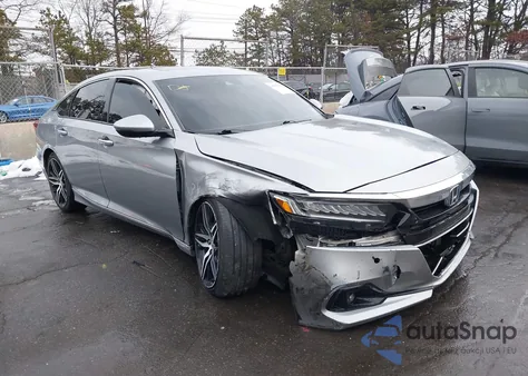 2021 Honda Accord Hybrid Touring z USA, uszkodzony, nr VIN 1HGCV3F98MA007589